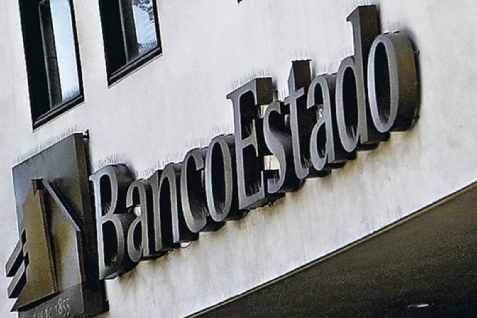 BancoEstado finaliza disputa de bloqueo con una de las fintech: llegó a acuerdo con Floid para que opere en sus plataformas